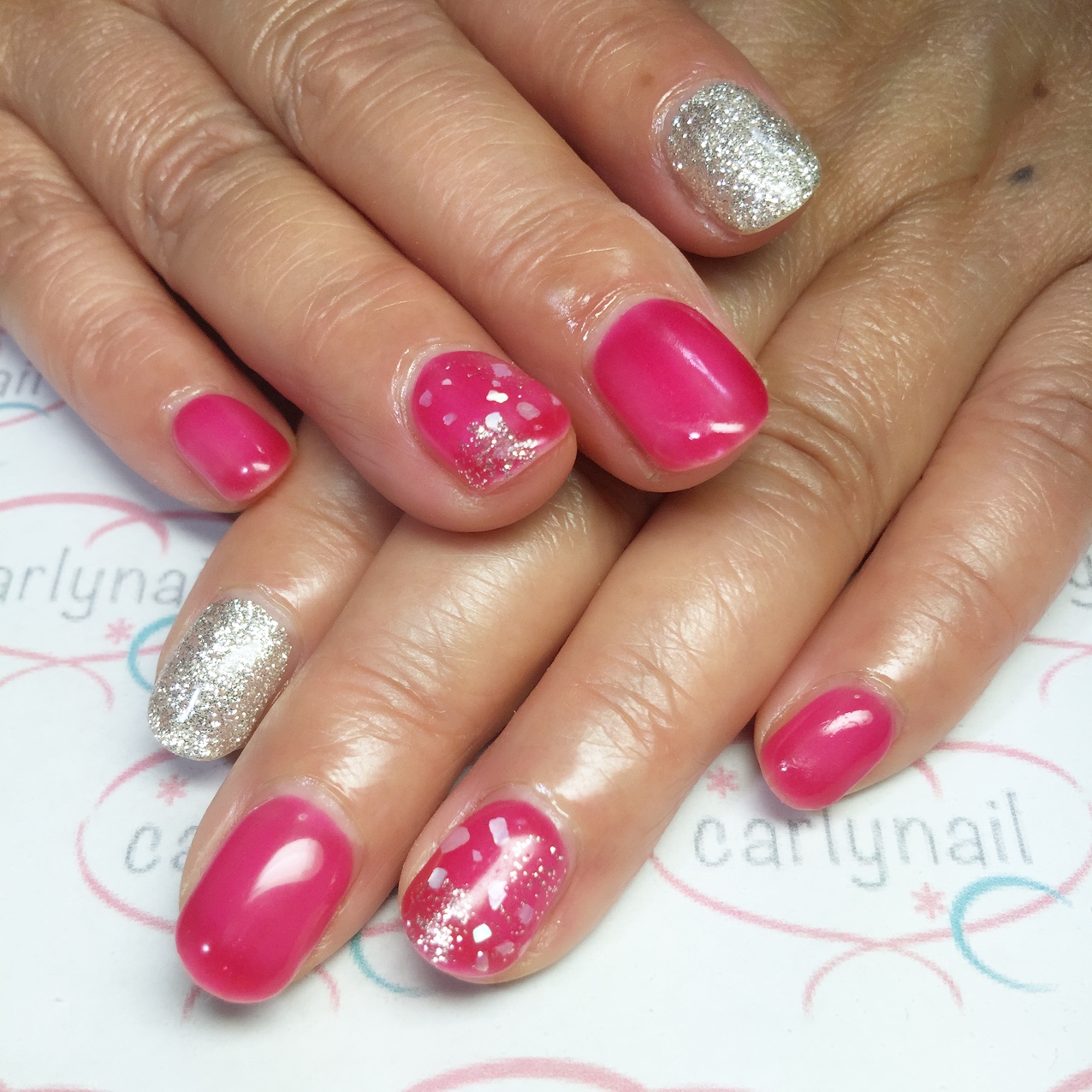 大注目 シロップネイル Carly Nail 岐阜県岐阜市の人気ネイルサロン スクールのカーリーネイル